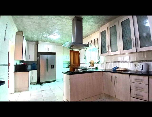 3 BEDROOM HOUSE FOR SALE IN UNITAS PARK